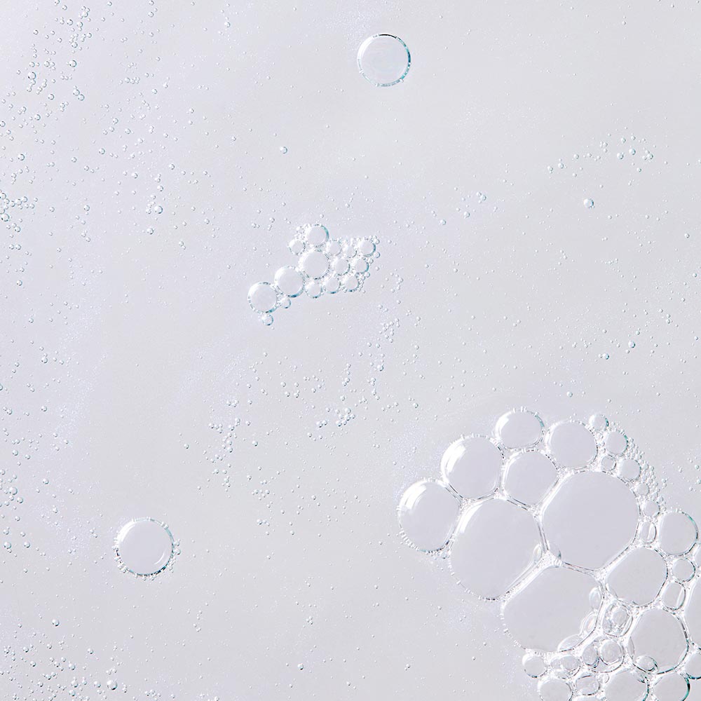 Kiehl's Clearly Corrective Brightening & Soothing Treatment Water With Activated C