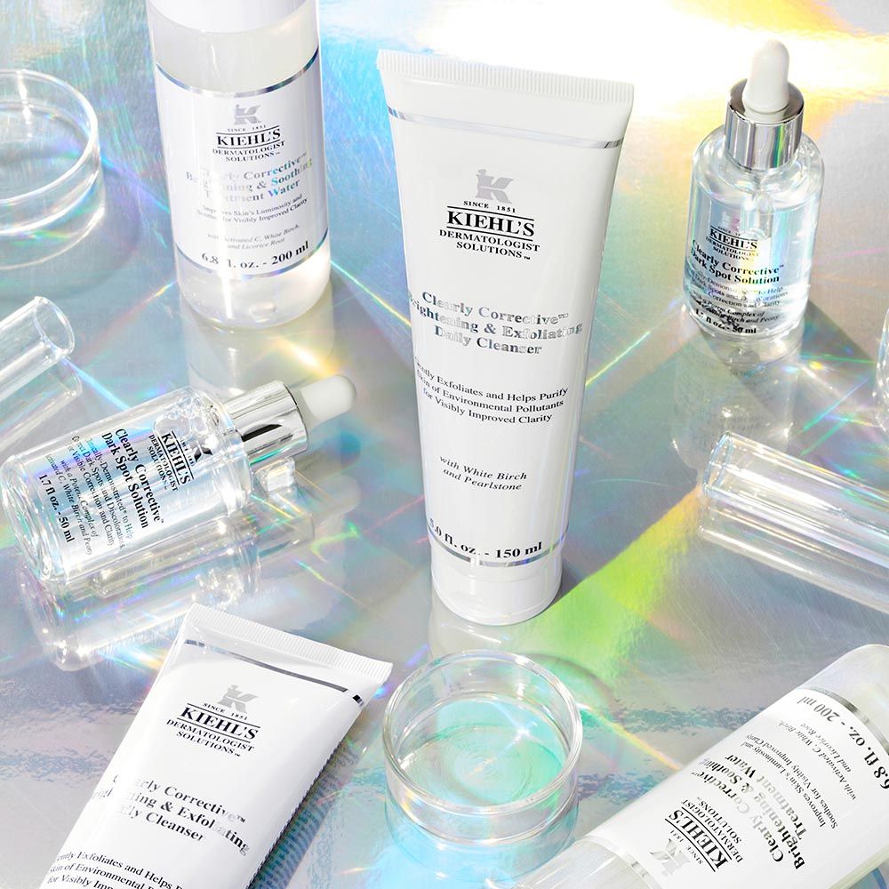 Kiehls Clearly Corrective Brightening & Exfoliating Daily Cleanser